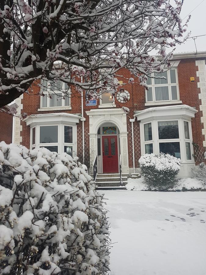 Madison House Bed and Breakfast Southampton Esterno foto